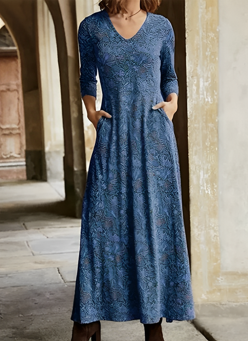 Adeline - Elegant Long Dress with a Vintage Design